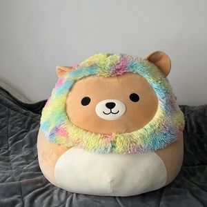 24” Squishmallows Leonard